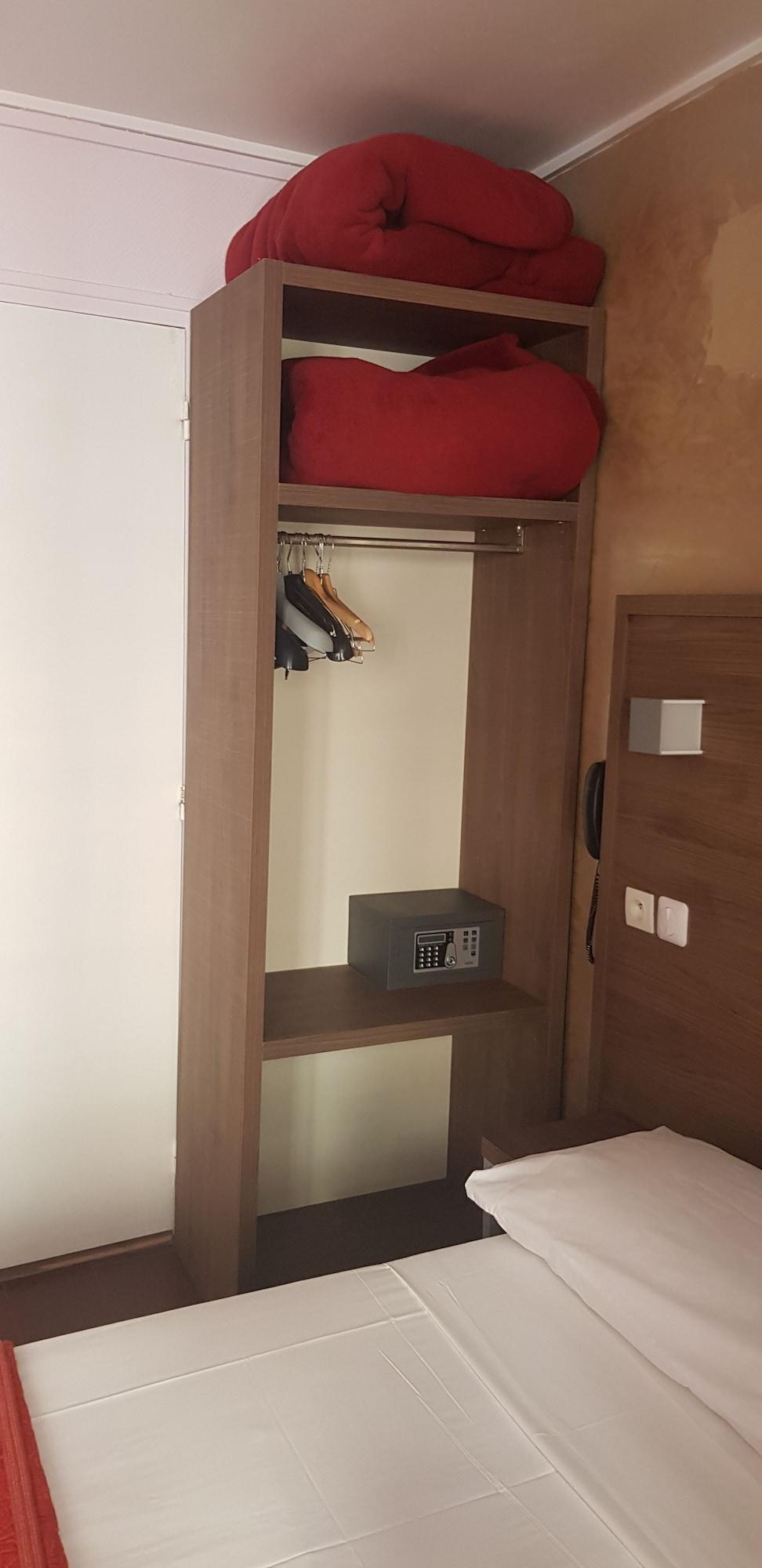 Bertha Hotel Paris Bagian luar foto